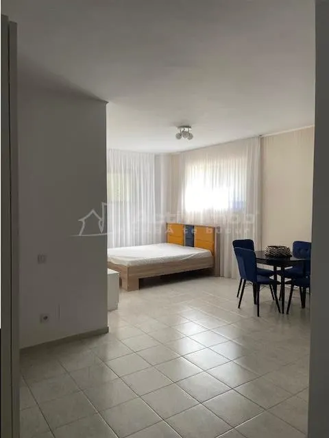 Studio Spacieux et Rénové à Sisesti, Entièrement Meublé - foto 15