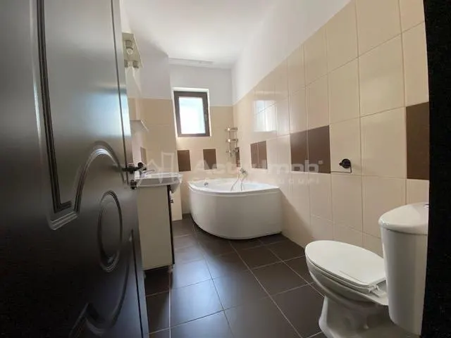 Studio Spacieux et Rénové à Sisesti, Entièrement Meublé - foto 6