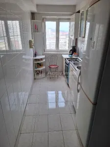 Appartement 4 Chambres Ostroveni, Bulevardul Tineretului, Ramnicu Valcea - foto 2