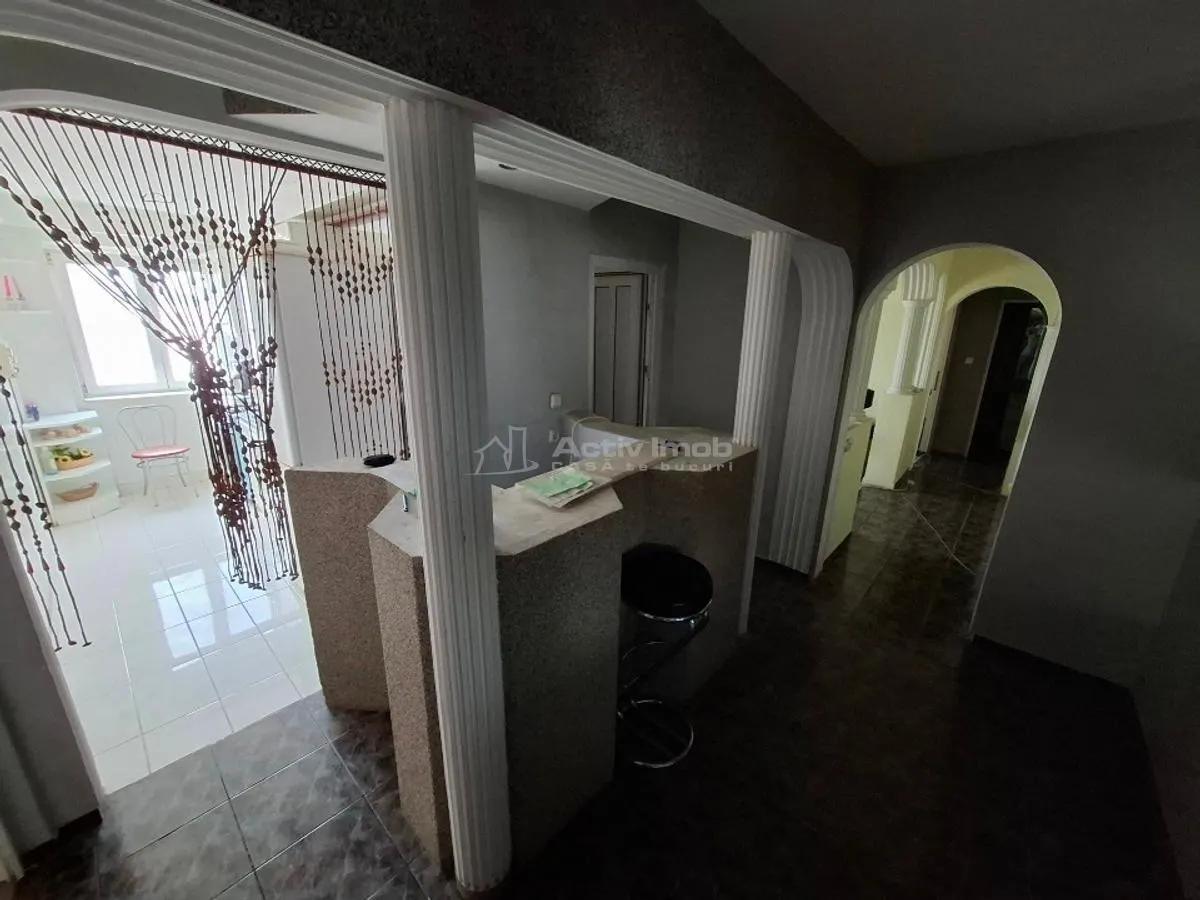 Appartement 4 Chambres Ostroveni, Bulevardul Tineretului, Ramnicu Valcea - foto 3