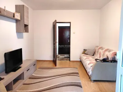 Appartement Deux Chambres, Deuxième Étage, George Cosbuc près École 11 - foto 2