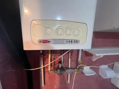 卢戈日，一楼独立屋，私人庭院，4房间，适合经营与住宅，市中心 - foto 18