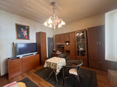 卢戈日，一楼独立屋，私人庭院，4房间，适合经营与住宅，市中心 - foto 4