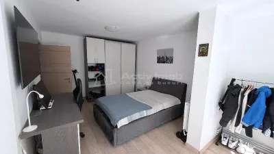 Apartment with 4 bedrooms for sale 81 sqm in Bucuresti, Drumul Taberei area - foto 14