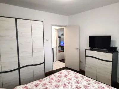 Baia Mare: Appartement 2 Chambres Rénové, Meublé et Équipé - foto 2