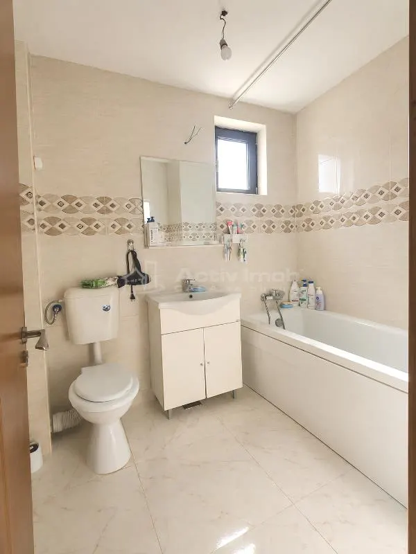 别墅出售 – Prelungirea Ghencea, Safirului – 185,000欧元 – 部分家具 - foto 22
