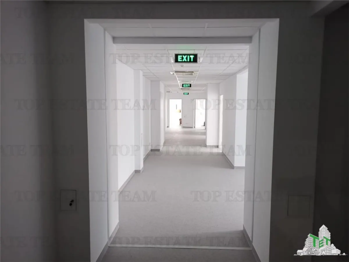 Office Building in Prime Central Location, Bucuresti - foto 14