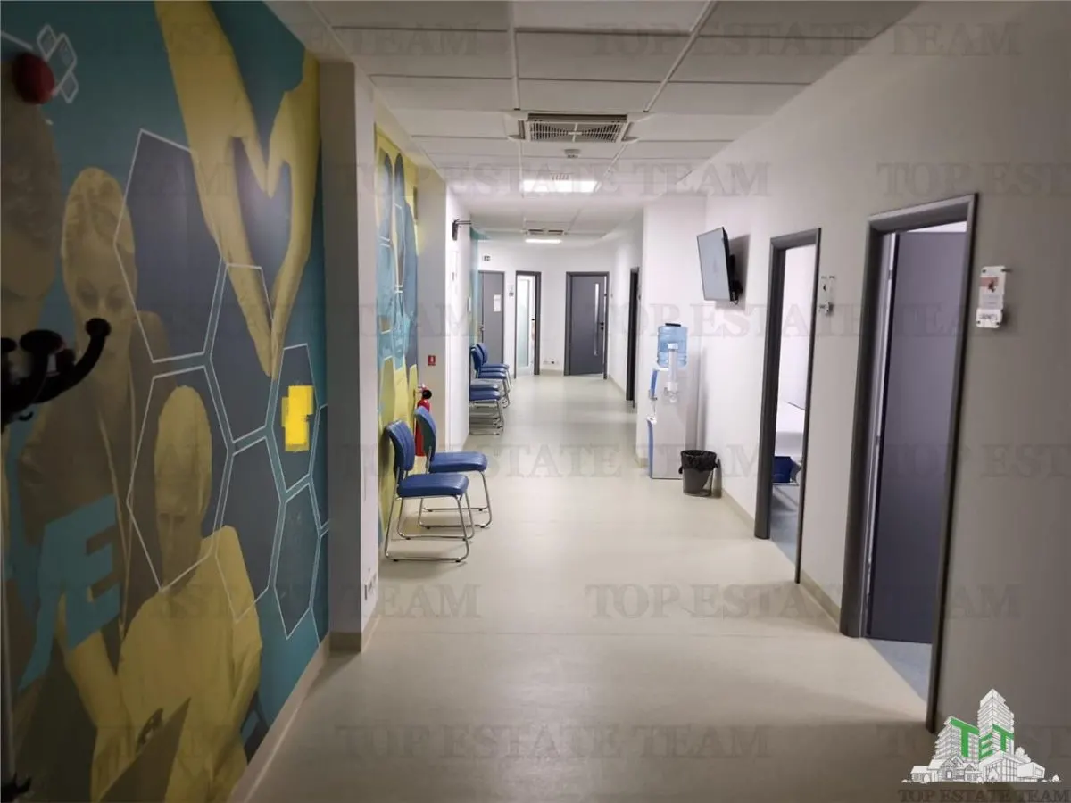 Office Building in Prime Central Location, Bucuresti - foto 3