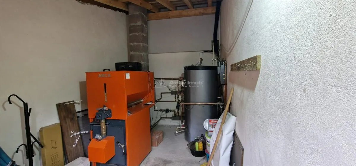 Valiug Villa Nueva con Casa de Huéspedes & Terreno 878 m² – Comisión Cero - foto 15