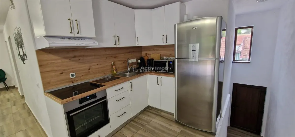 Valiug Villa Nueva con Casa de Huéspedes & Terreno 878 m² – Comisión Cero - foto 16