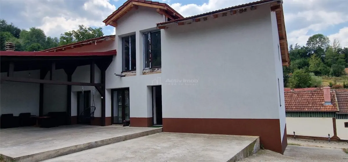 Valiug Villa Nueva con Casa de Huéspedes & Terreno 878 m² – Comisión Cero - foto 18