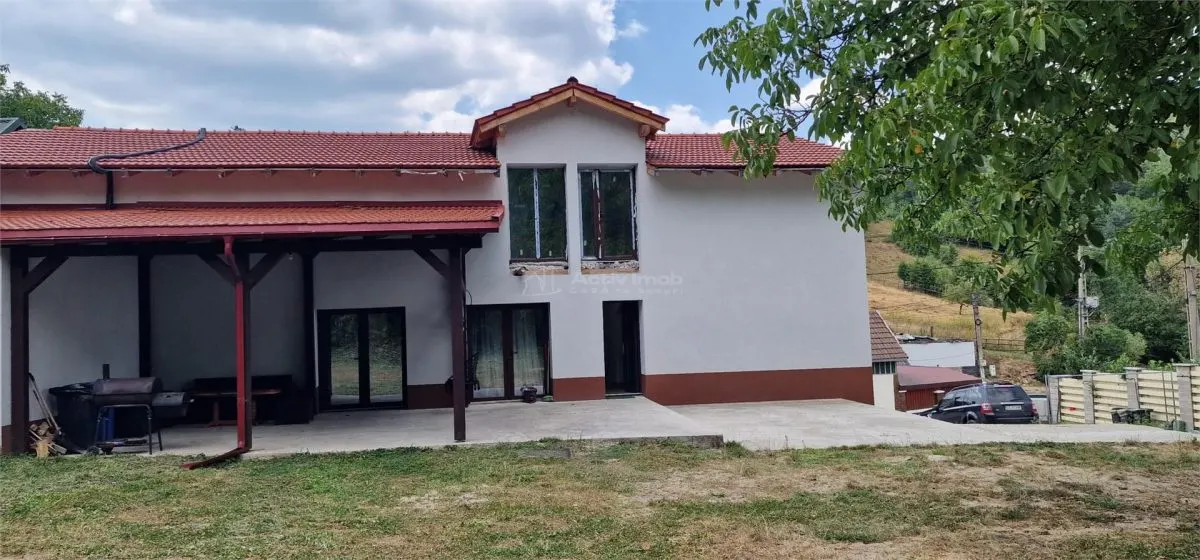 Valiug Villa Nueva con Casa de Huéspedes & Terreno 878 m² – Comisión Cero - foto 21