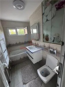 Apartamento de 3 Dormitorios Podu Ros - Aleea Rozelor - foto 12