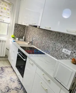 Apartamento de 3 Dormitorios Podu Ros - Aleea Rozelor - foto 17