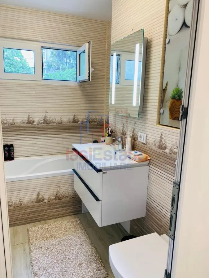 Apartamento de 3 Dormitorios Podu Ros - Aleea Rozelor - foto 20
