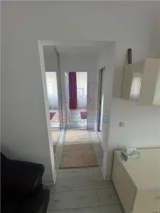 Apartamento de 3 Dormitorios Podu Ros - Aleea Rozelor - foto 4