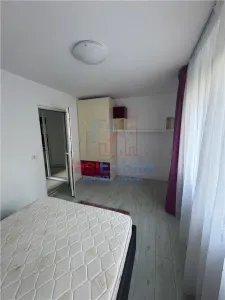Apartamento de 3 Dormitorios Podu Ros - Aleea Rozelor - foto 9