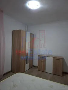 Apartamento 2 Dormitorios Podu Ros - Liceul Emil Racovita - foto 2