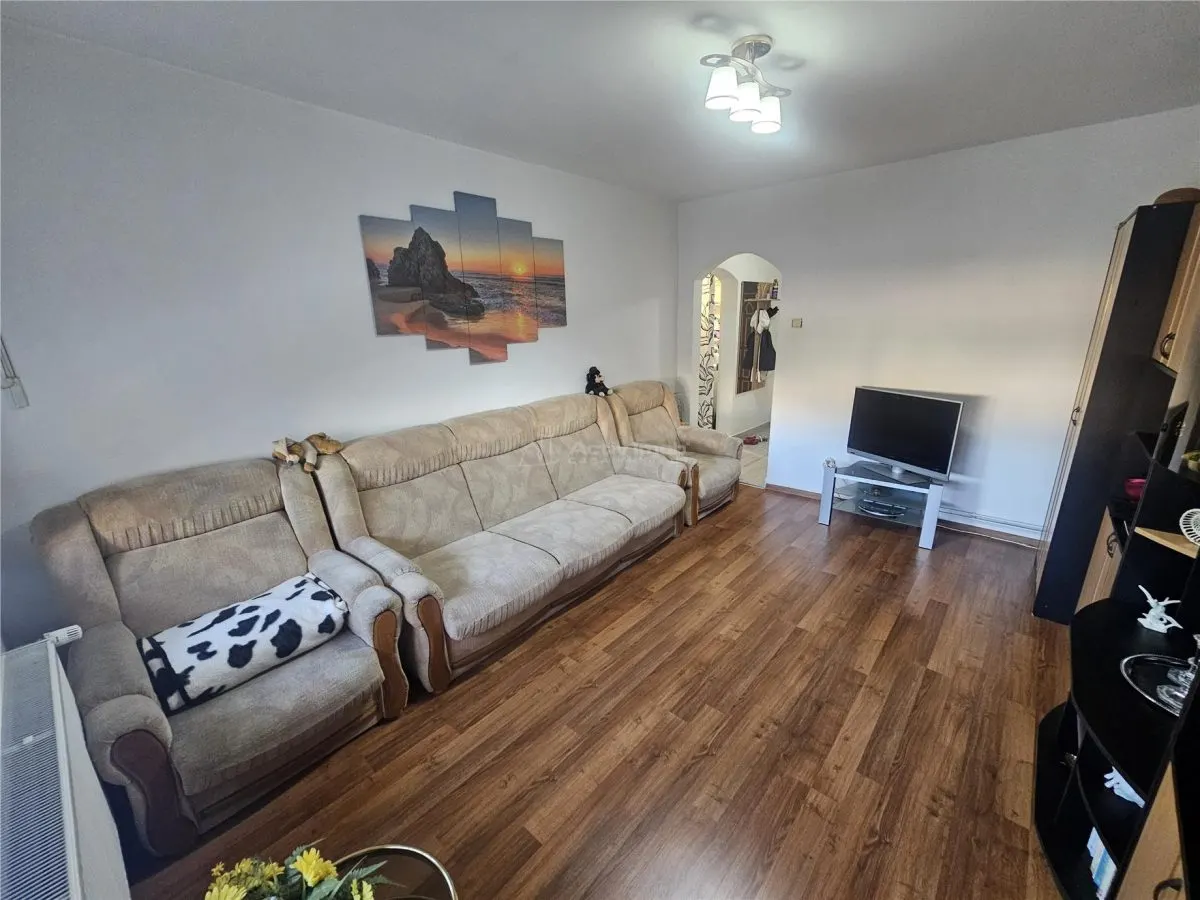 Resita, Apartamento 2 Dormitorios, Amueblado y Equipado, Planta 1, 61 m² - foto 2