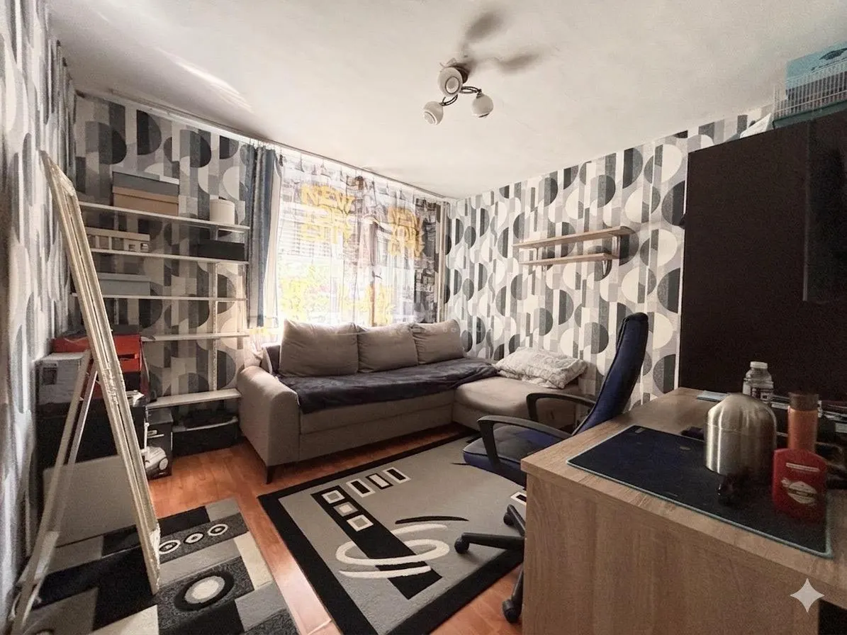 Appartement 3 Chambres Rez-de-Chaussée, Immeuble Rénové - foto 3