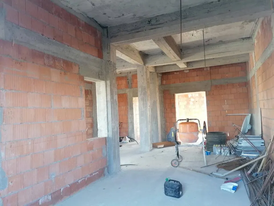 Immeuble avec 4 Appartements et Espace Commercial à Sacalaz - foto 6