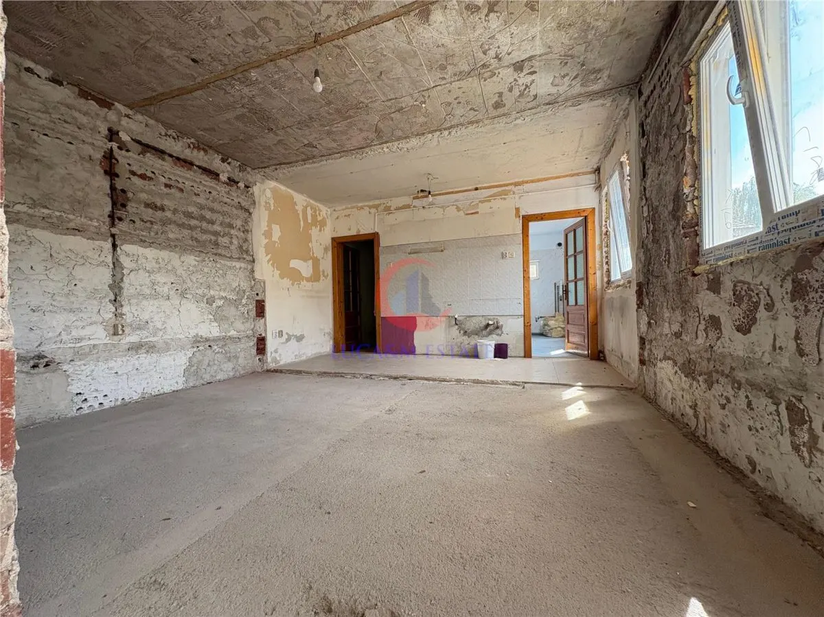 0% Commission | Maison en Briques, Quartier Mehala, Timisoara - foto 4
