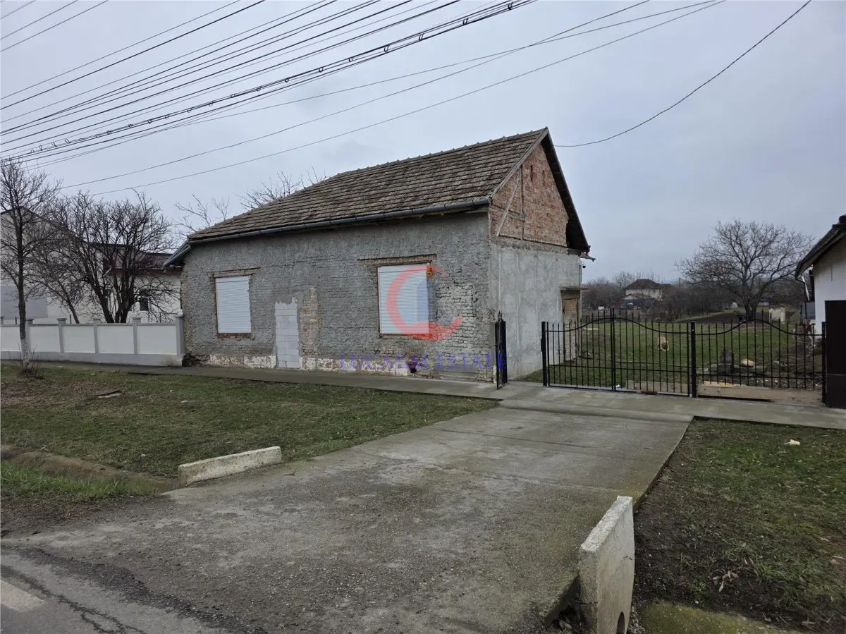 Opportunité d'Investissement : Propriété à Pischia, 190 m², 1000 m² de Terrain - foto 2