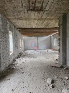 Opportunité d'Investissement : Propriété à Pischia, 190 m², 1000 m² de Terrain - foto 7