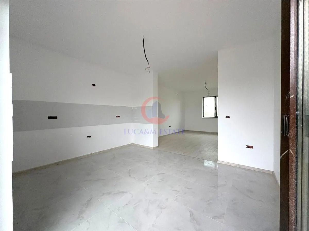 Maison Individuelle Plain-Pied à Timișoara - 102 m², Terrain 532 m² - foto 5