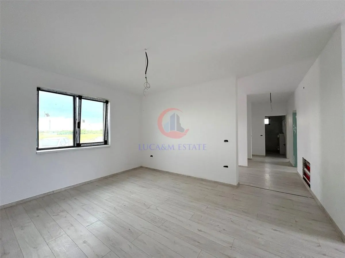Maison Individuelle Plain-Pied à Timișoara - 102 m², Terrain 532 m² - foto 7