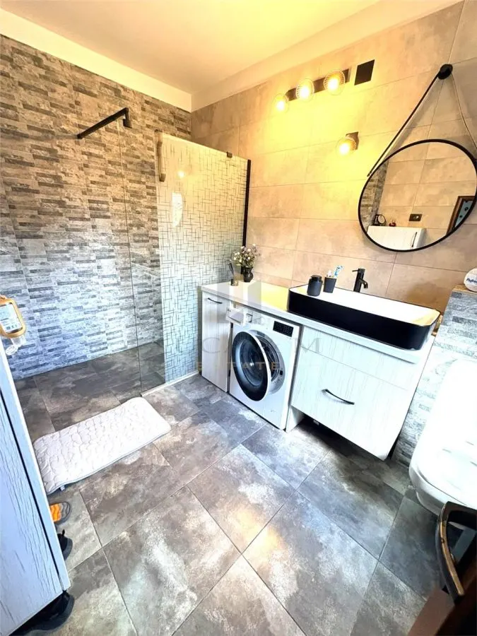 Maison Individuelle avec Terrain de 1.480 m² à Dumbravita - foto 7