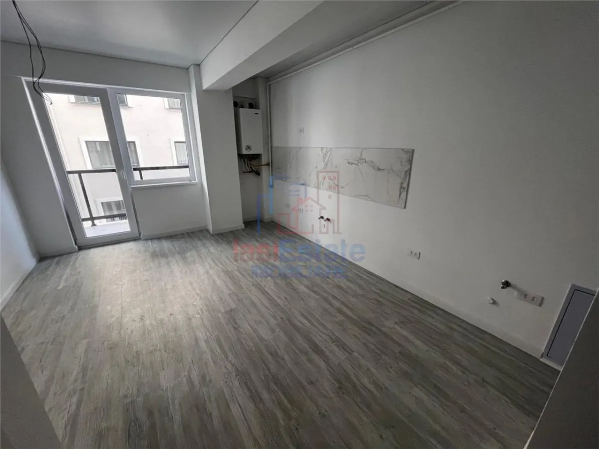 Apartment with 2 bedrooms for sale 40 sqm in Visan - foto 4