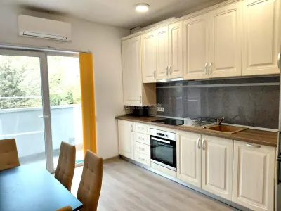 Appartement 2 Chambres, Immeuble Neuf avec Ascenseur et Parking, Baia Mare - foto 2