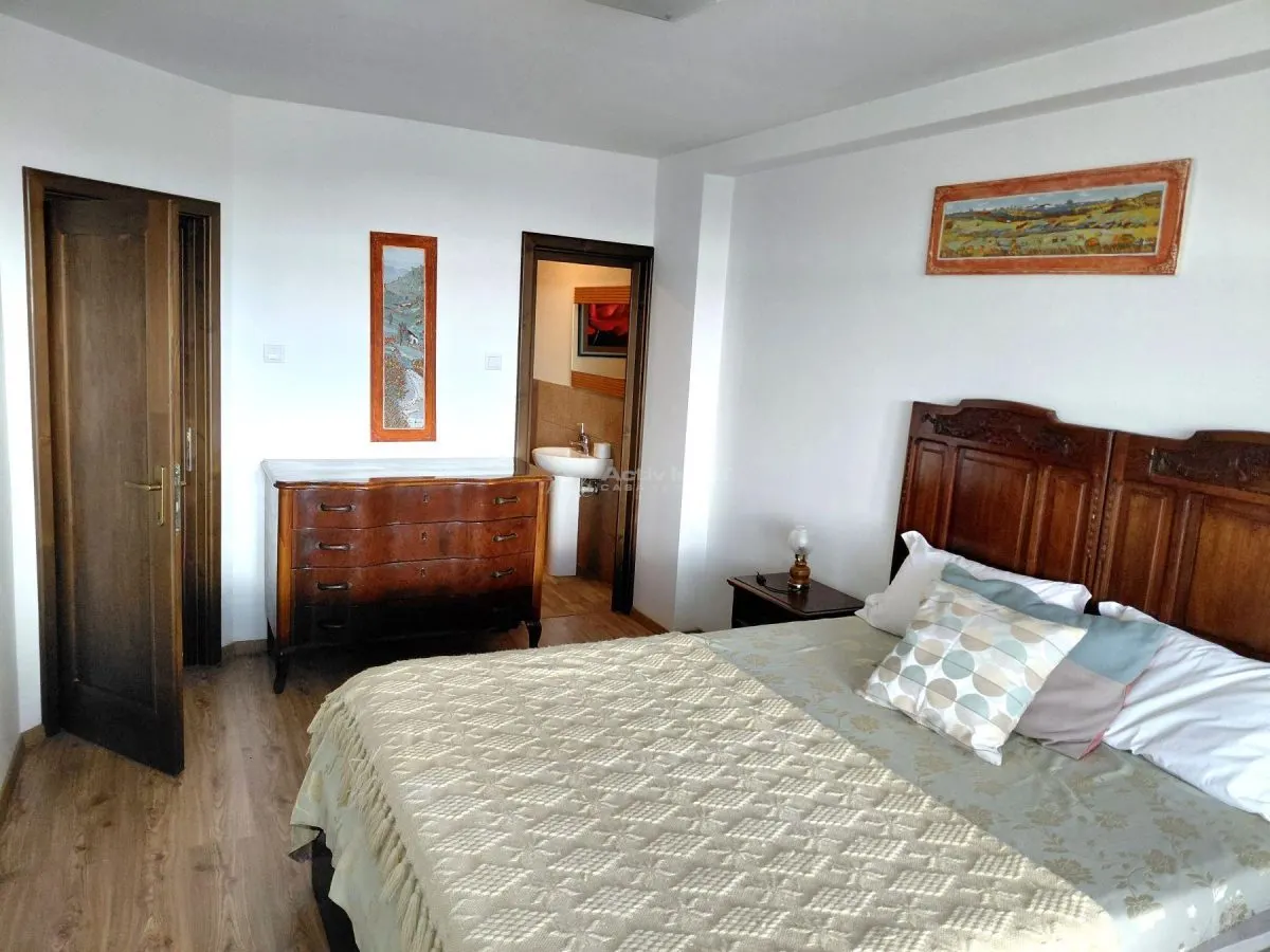 Appartement 3 Chambres, Immeuble Neuf avec Ascenseur et Parking, Baia Mare Centre-Ville - foto 8