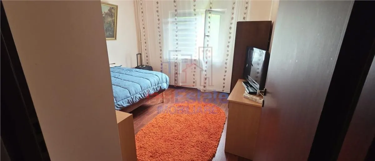 3-Bedroom Apartment Centre - Bd. Independenţei, Iaşi - foto 2