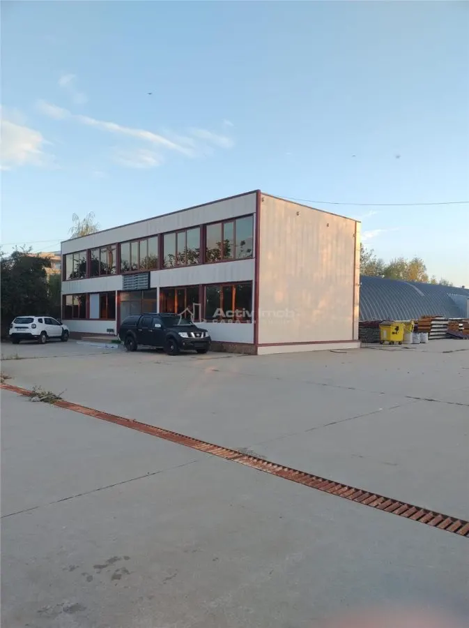 Halle Industrielle et Complexe de Bureaux à Vendre, Bragadiru - foto 4
