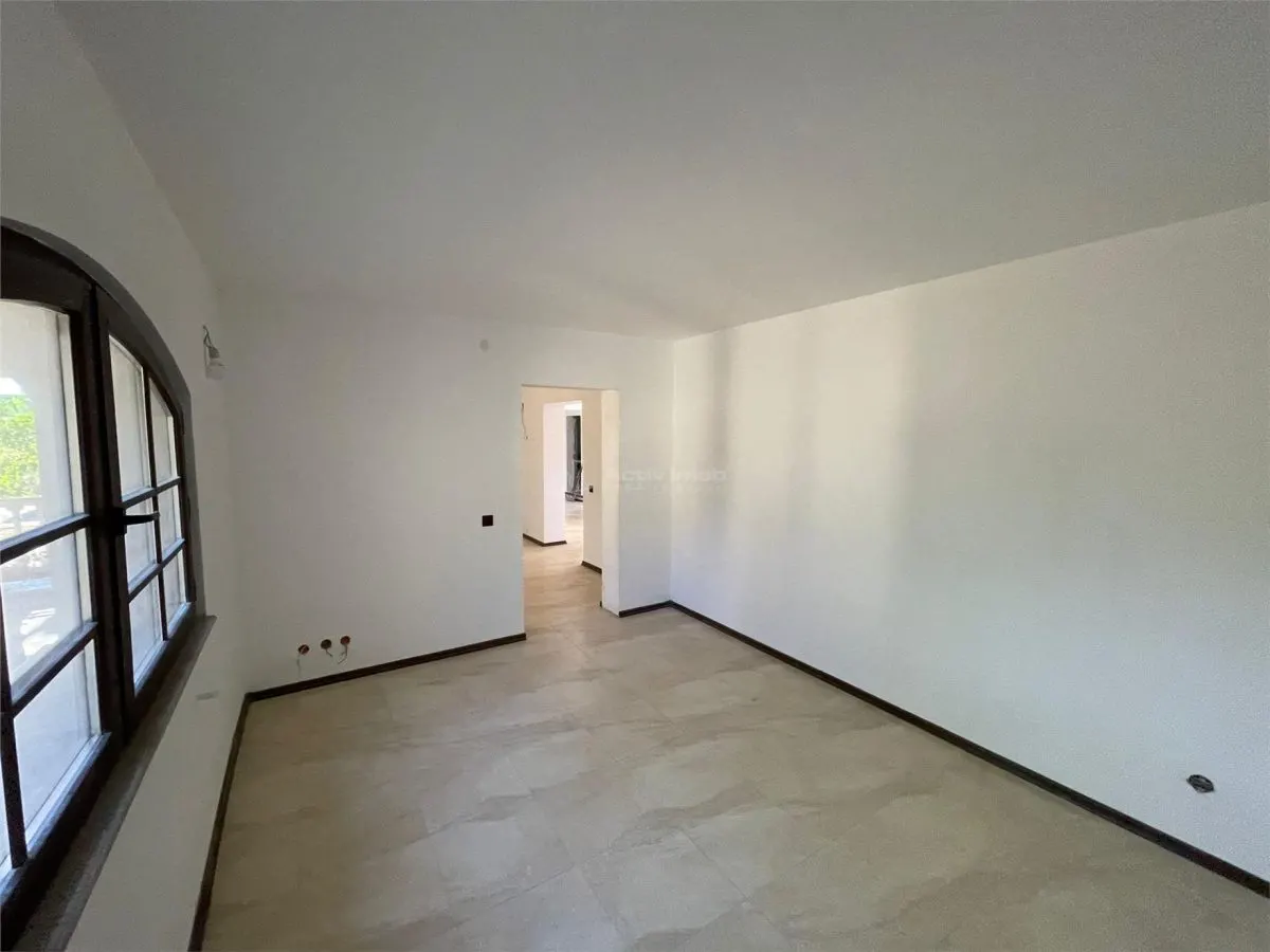 Villa Independiente - Petresti Corbeanca - 9 Dormitorios - 3 Baños - 533sqm - foto 12