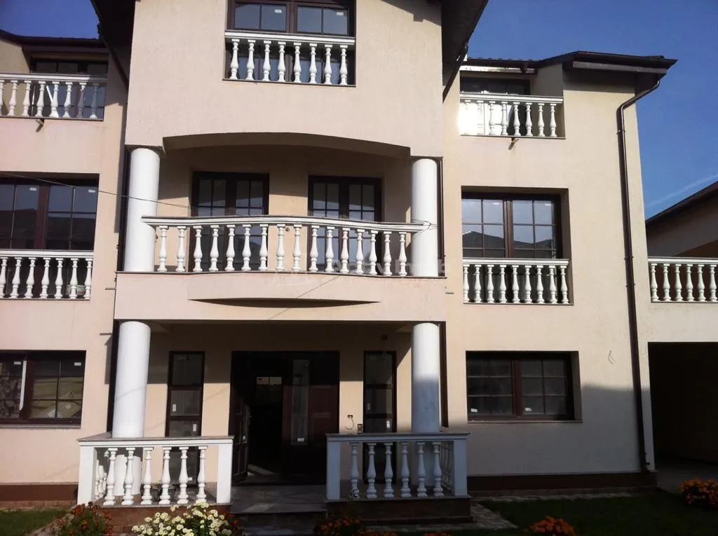 Villa Independiente - Petresti Corbeanca - 9 Dormitorios - 3 Baños - 533sqm - foto 18