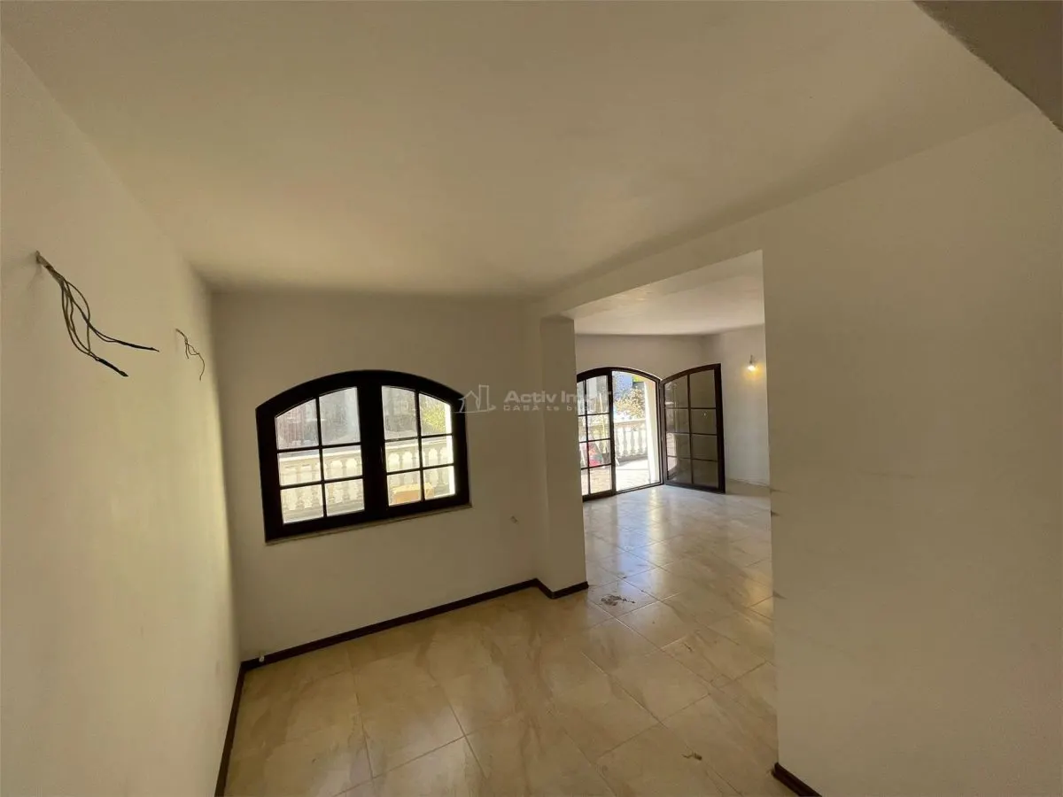 Villa Independiente - Petresti Corbeanca - 9 Dormitorios - 3 Baños - 533sqm - foto 8