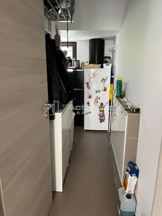 Villa Moderna – Otopeni – 5 Dormitorios – 3 Baños – 140m² – 270m² Terreno - foto 11