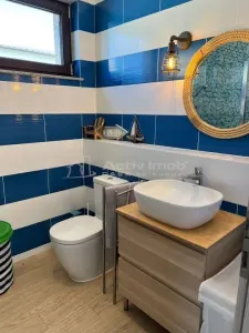 Villa Moderna – Otopeni – 5 Dormitorios – 3 Baños – 140m² – 270m² Terreno - foto 8