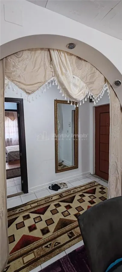 بوكسا رومانا، شقة بـ 4 غرف نوم، درجة راحة أولى، تصميم مفتوح - foto 18