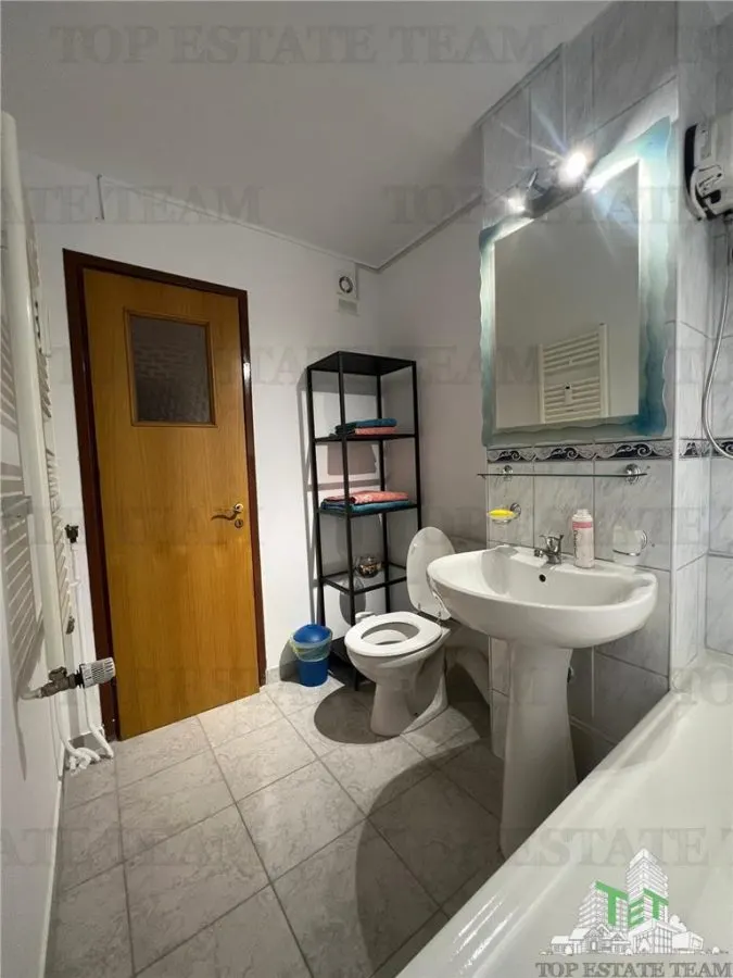 Appartement 3 Chambres, Immeuble 2000, avec Places de Parking, Calea 13 Septembrie - foto 9