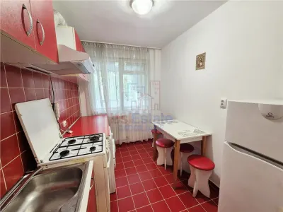 Appartement 2 Pièces à Distribution Séparée, Tătărași, 2e Étage - foto 6