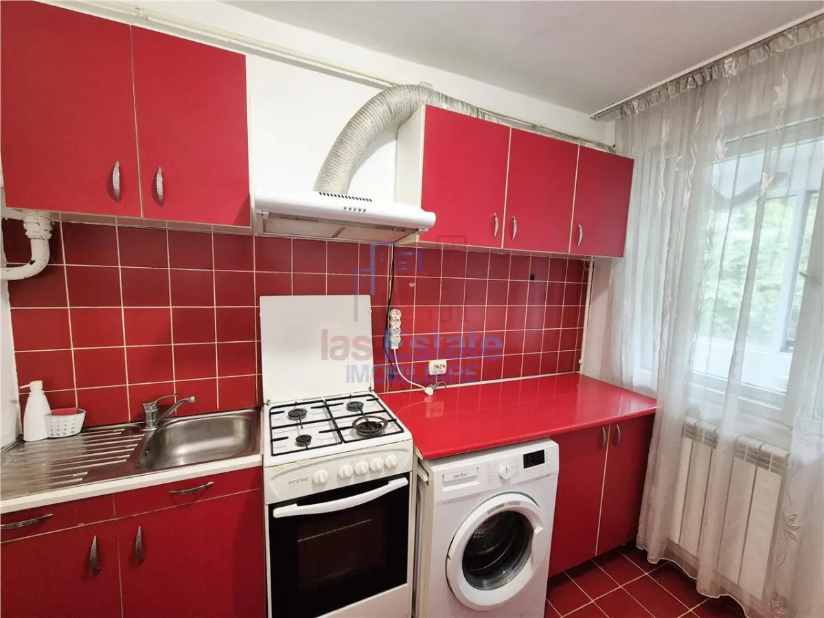 Appartement 2 Pièces à Distribution Séparée, Tătărași, 2e Étage - foto 7