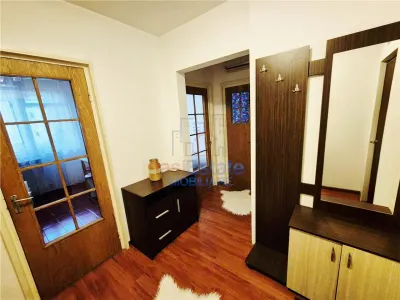Appartement 2 Pièces à Distribution Séparée, Tătărași, 2e Étage - foto 9