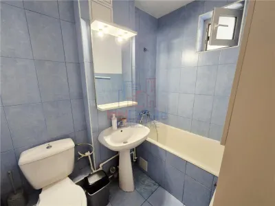 Appartement 2 Pièces à Distribution Séparée, Tătărași, 2e Étage - foto 10