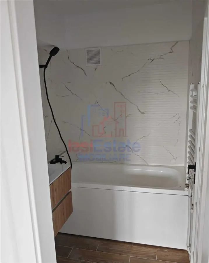 Appartement 3 Pièces Rénové, 61 m², 8e Étage – Splai Bahlui - foto 6