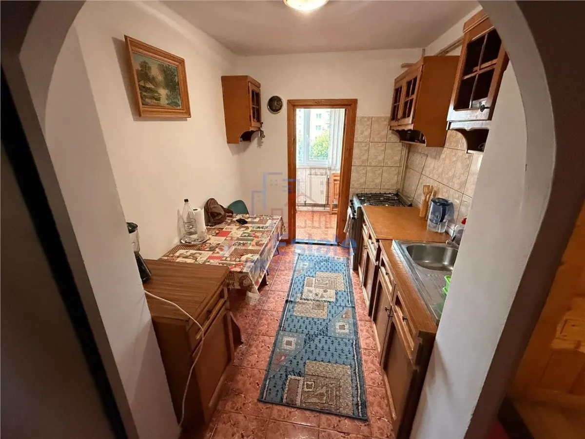 Appartement 2 Chambres, Distribution Dégagée, 46 m² – Canta, 2ème Étage - foto 4
