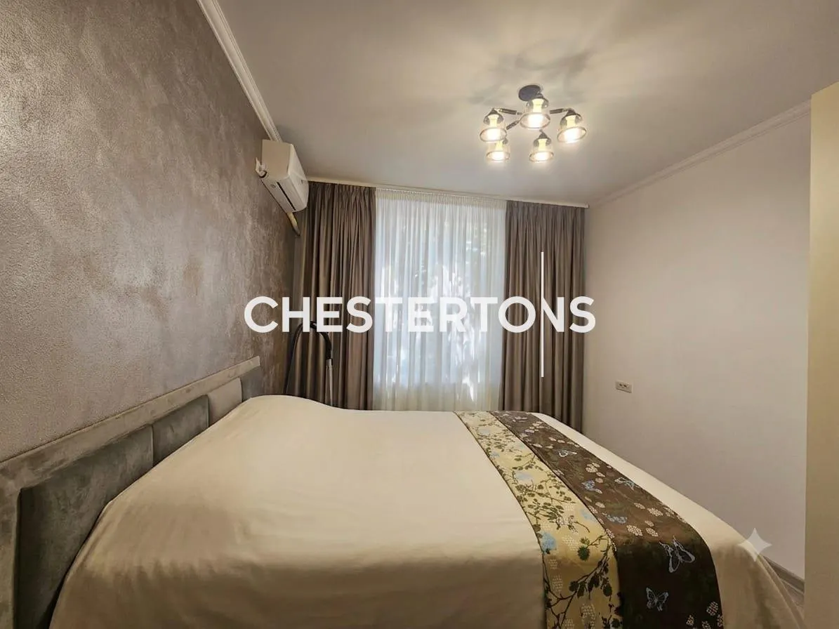 Premier Bail | Entièrement Neuf | Duplex 2 Chambres, Cour Privée et Terrasse, Centre Constanța - foto 4